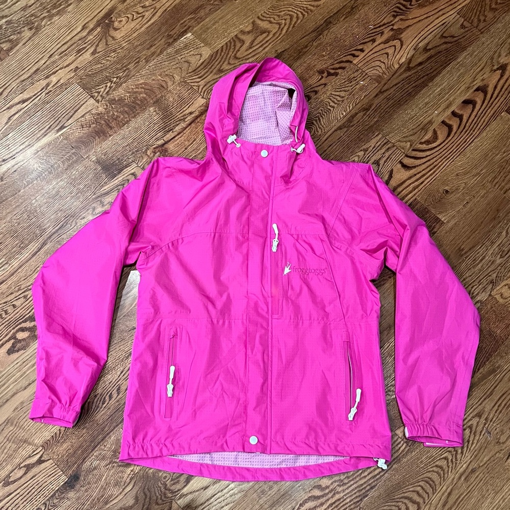 Frogg Toggs Rain Jacket Pink, Size Small Rainwear